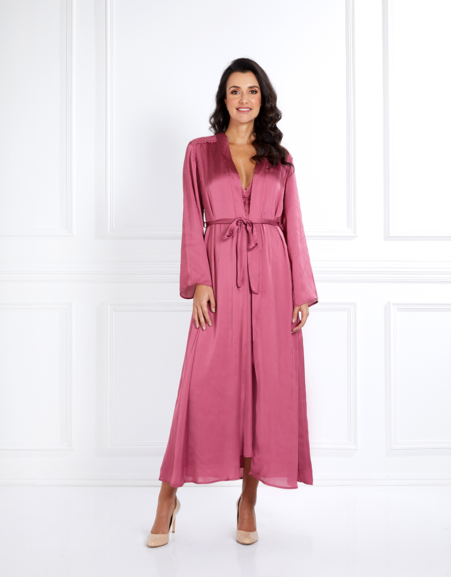 

Long Robe