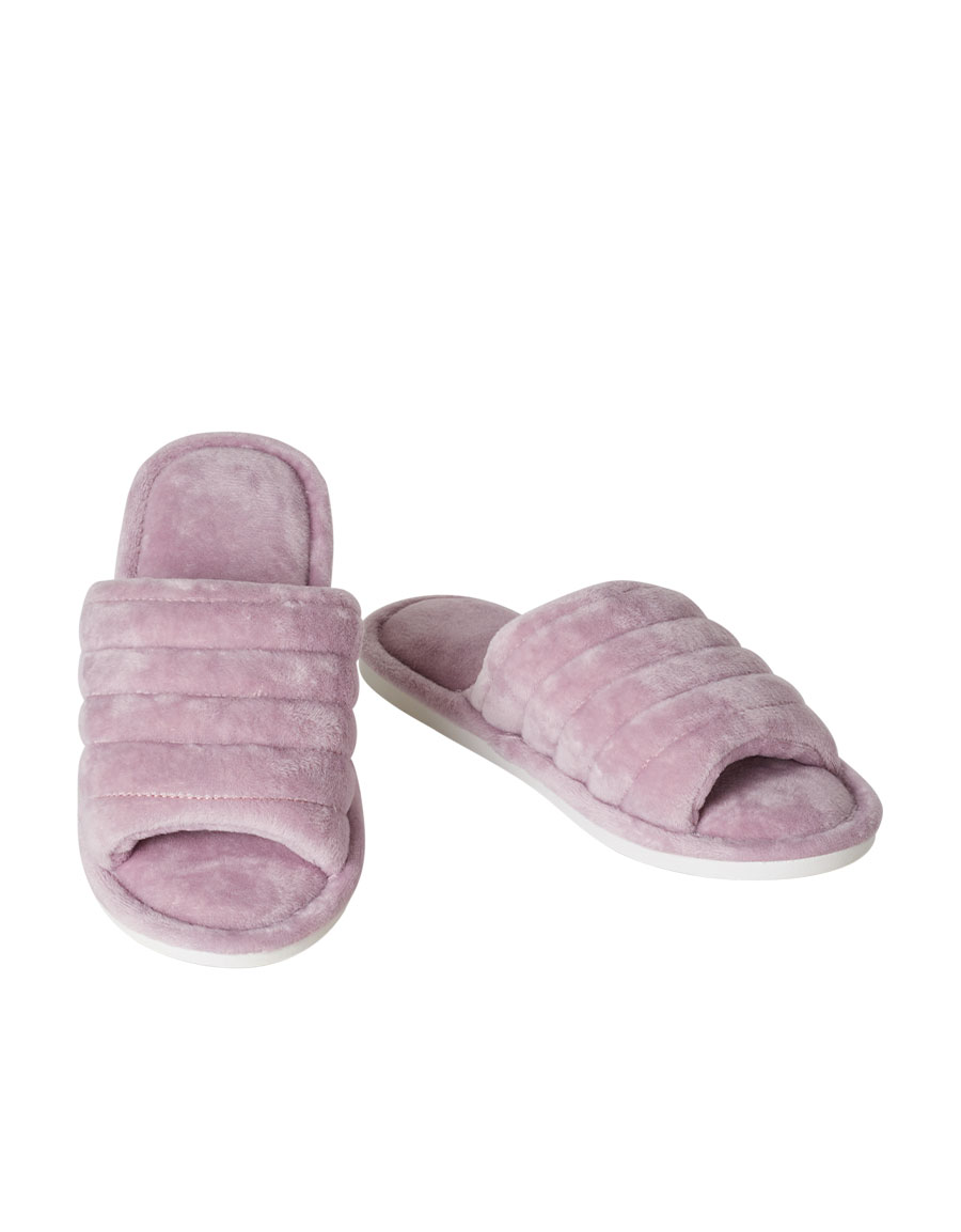 

Open Toe Slippers